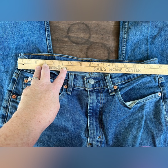 Levis 514 Jeans Mens 31x30 Straight Leg Medium Wash Faded Stretch Denim - Picture 3 of 10